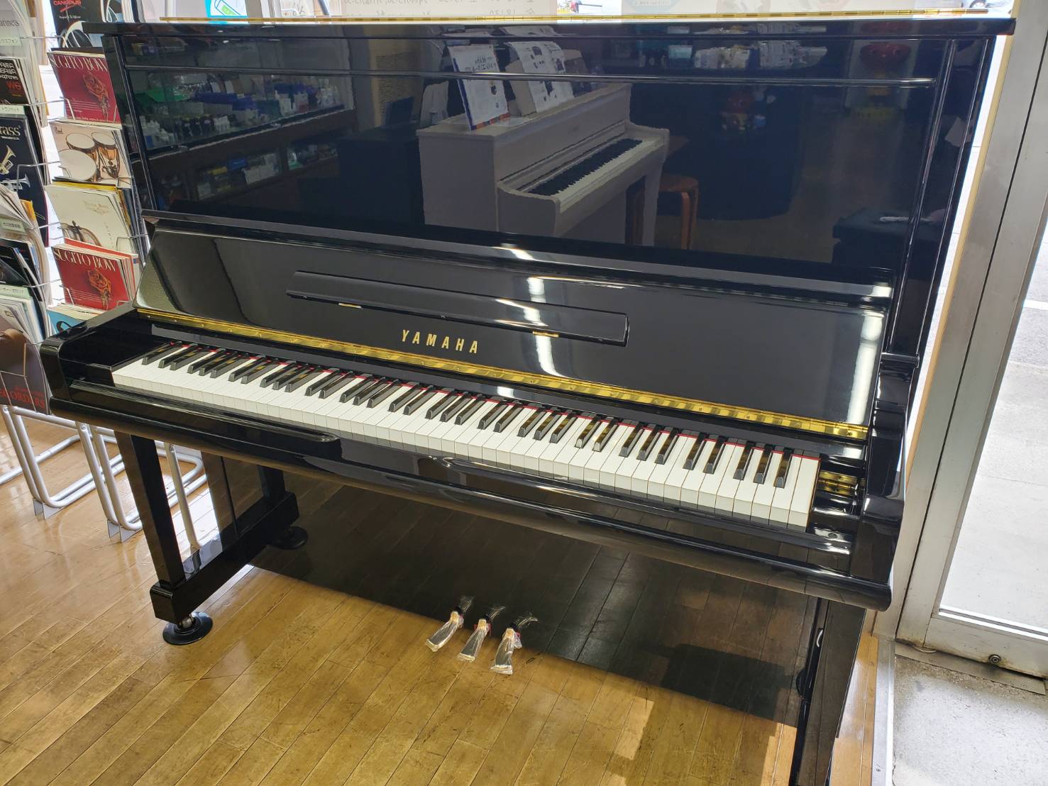 サカエ楽器レストアピアノ　ヤマハ　U30A